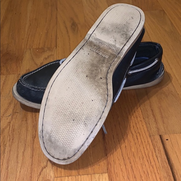 Men’s Sperry Top-Sider - Picture 2 of 3